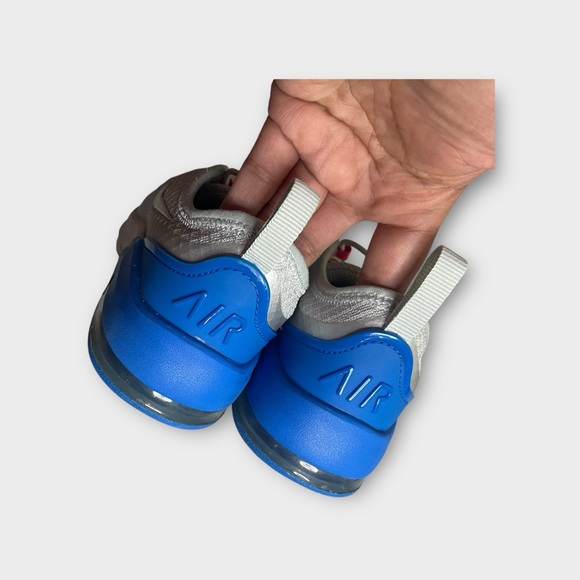 Nike Air Max Motion 2 Silver & Blue Sneakers - Picture 3 of 7